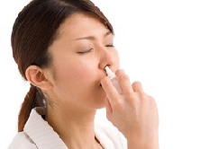 Sản phụ dùng thuốc xịt mũi tăng nguy cơ dị tật ở trẻ